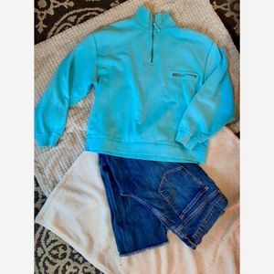 🌟2/$15 SALE Blue Quarter Zip Sweatshirt🌟